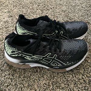 ASICS Women's Gel-Kinsei Blast Running Shoes, 7.5